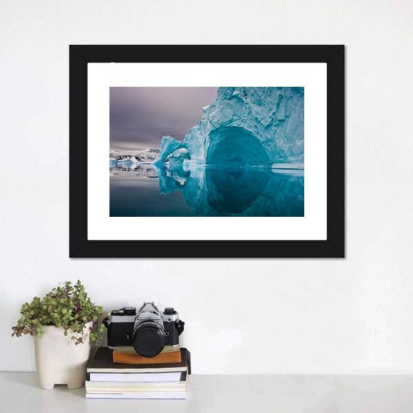 Giant Icebergs Before Sunrise Canvas Wall Art-1 Piece-Framed Print-20" x 16"-Tiaracle