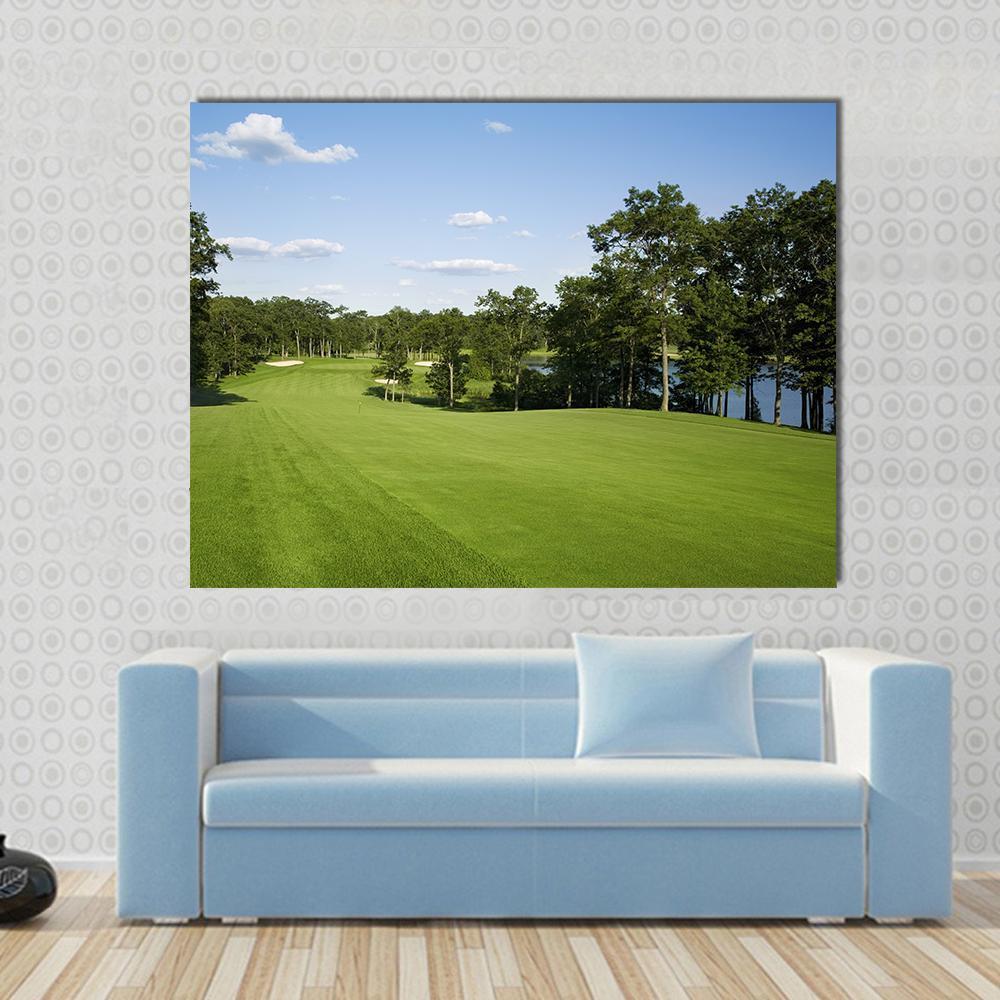 Golf Fairway Canvas Wall Art-1 Piece-Gallery Wrap-48" x 32"-Tiaracle