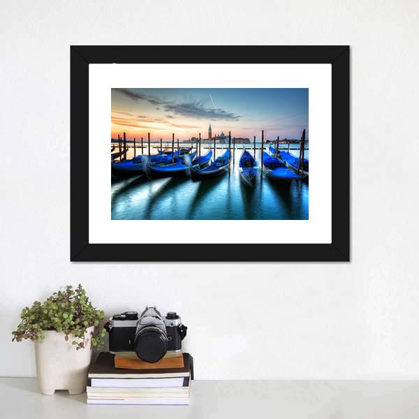 Gondolas In Grand Canal Canvas Wall Art-1 Piece-Framed Print-20" x 16"-Tiaracle