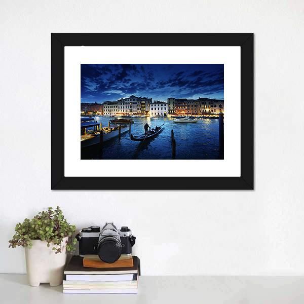 Grand Canal In Sunset Canvas Wall Art-1 Piece-Framed Print-20" x 16"-Tiaracle