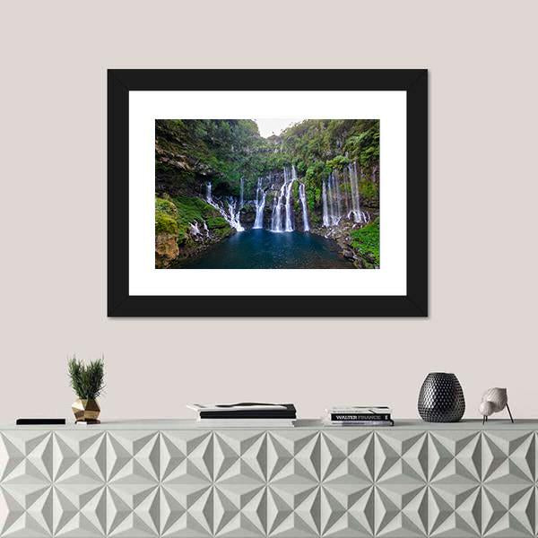 Grand Galet Waterfall Canvas Wall Art-1 Piece-Framed Print-20" x 16"-Tiaracle