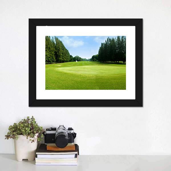 Green Golf Field Canvas Wall Art-1 Piece-Framed Print-20&quot; x 16&quot;-Tiaracle