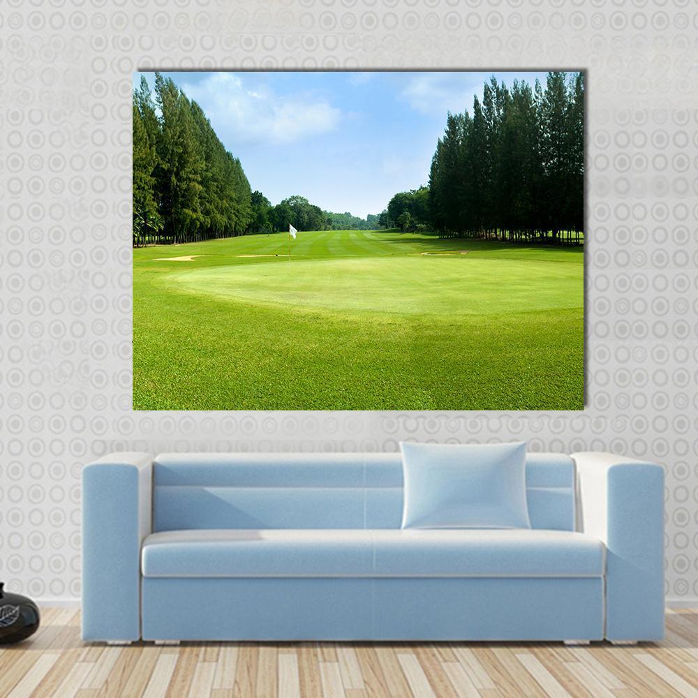Green Golf Field Canvas Wall Art-1 Piece-Gallery Wrap-48&quot; x 32&quot;-Tiaracle