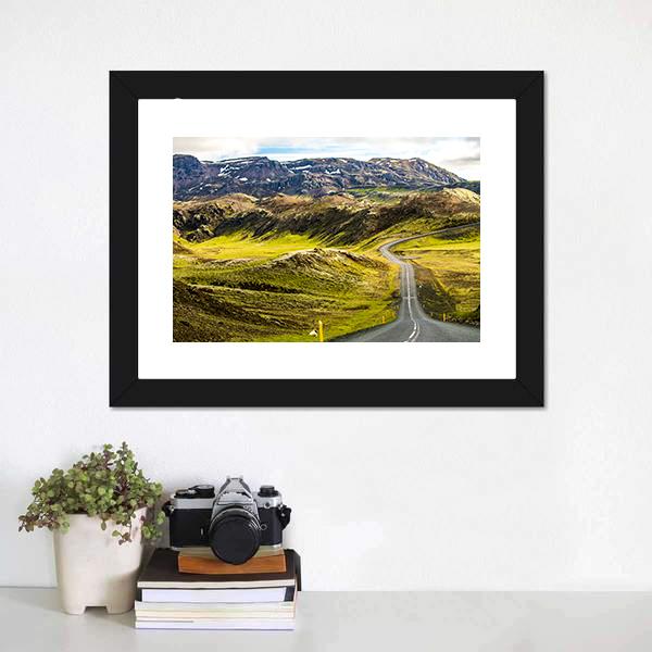 Green Mountain Road Canvas Wall Art-1 Piece-Framed Print-20" x 16"-Tiaracle