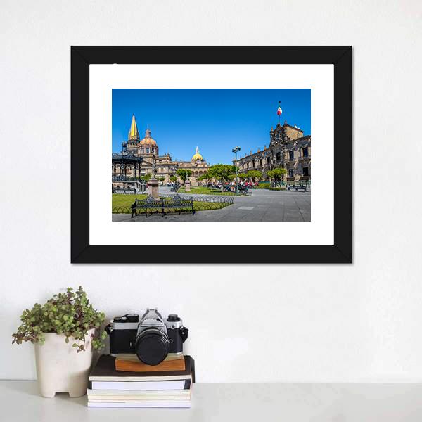 Guadalajara Cathedral Canvas Wall Art-1 Piece-Framed Print-20" x 16"-Tiaracle