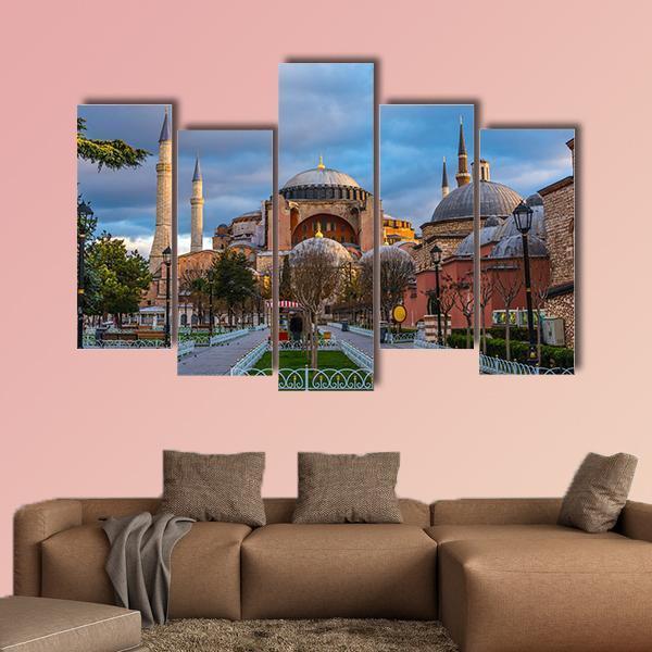 Hagia Sophia Mosque Istanbul Canvas Wall Art-5 Pop-Gallery Wrap-47" x 32"-Tiaracle