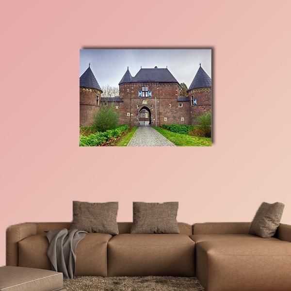 Castle In Vondern Canvas Wall Art-1 Piece-Gallery Wrap-48" x 32"-Tiaracle