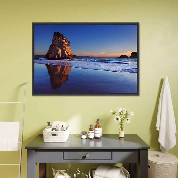 Hoho Rock At Sunrise Canvas Wall Art-1 Piece-Floating Frame-24" x 16"-Tiaracle