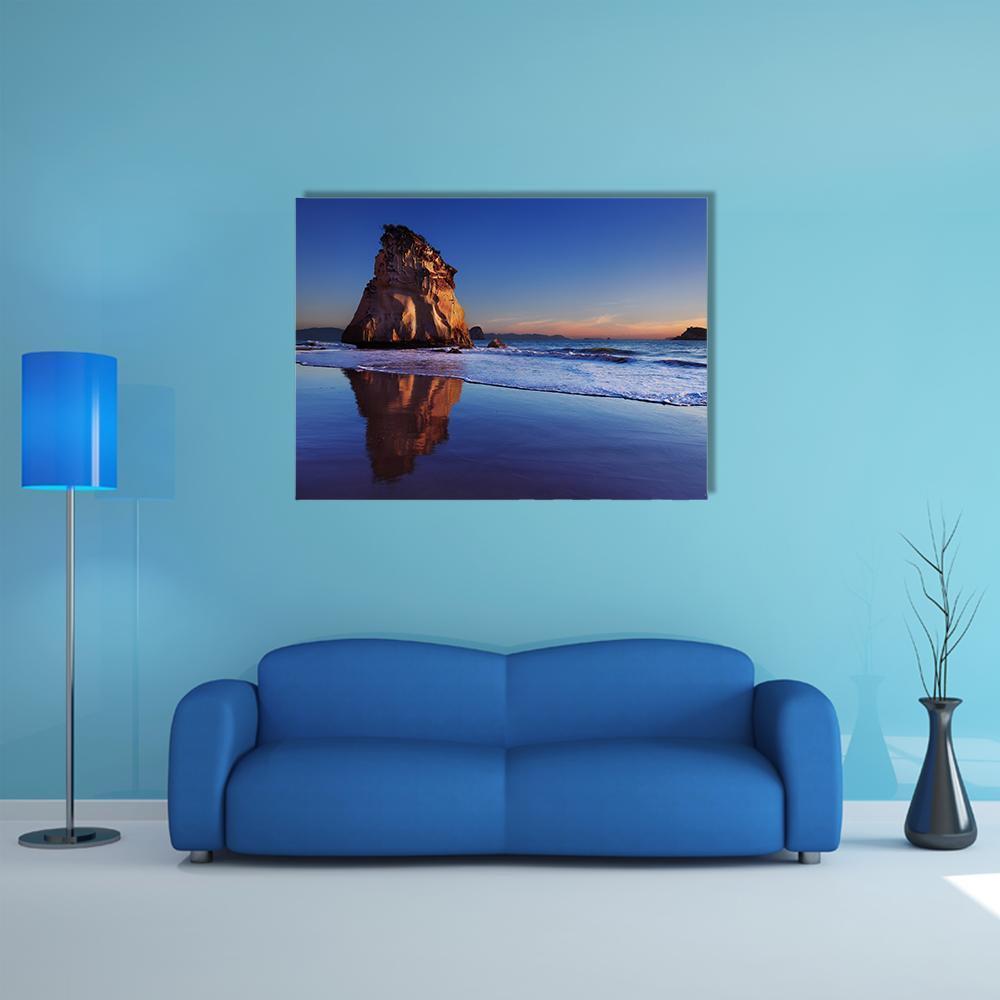 Hoho Rock At Sunrise Canvas Wall Art-1 Piece-Gallery Wrap-48" x 32"-Tiaracle
