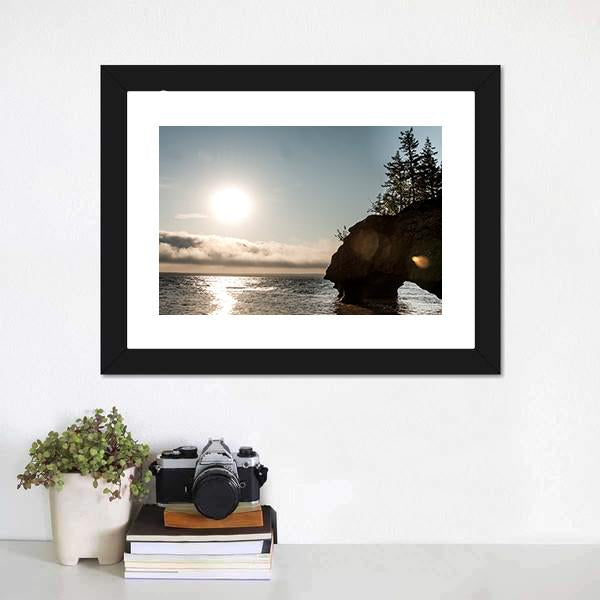 Hopewell Rocks Canada Canvas Wall Art-1 Piece-Framed Print-20" x 16"-Tiaracle