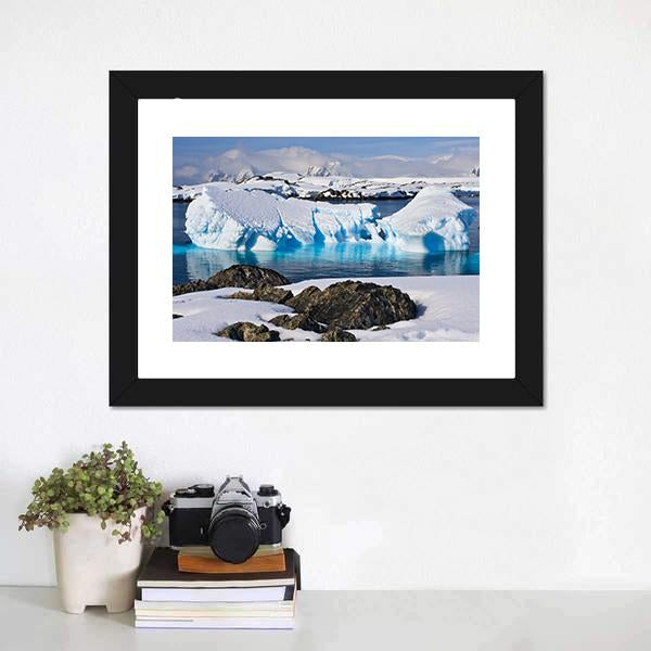 Huge Icebergs In Antarctica Canvas Wall Art-1 Piece-Framed Print-20" x 16"-Tiaracle