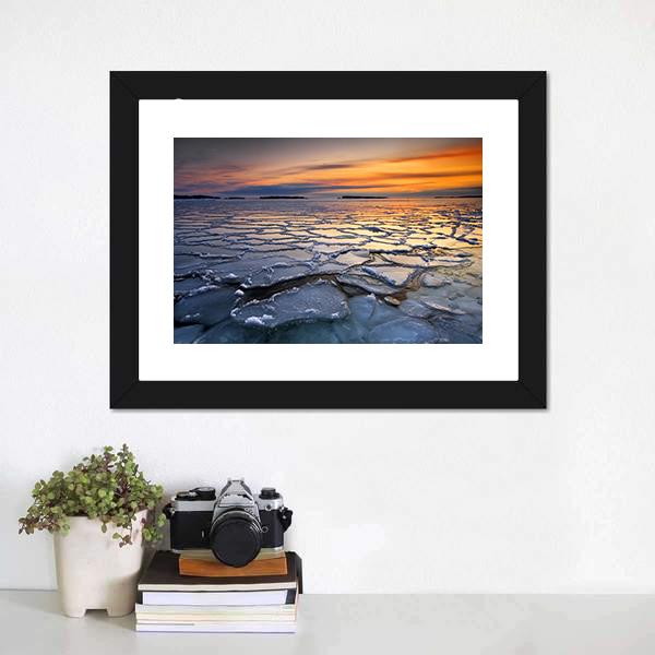Ice Floats In Sea Coast Canvas Wall Art-1 Piece-Framed Print-20" x 16"-Tiaracle