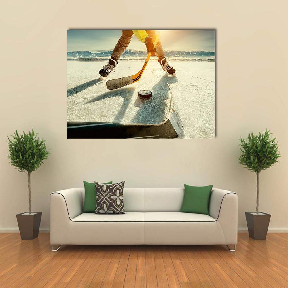 Ice Hockey Game Moment Canvas Wall Art-1 Piece-Gallery Wrap-48" x 32"-Tiaracle