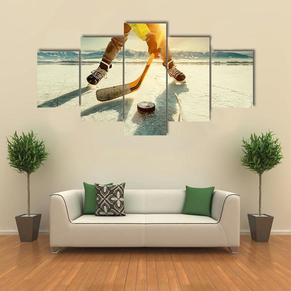 Ice Hockey Game Moment Canvas Wall Art-1 Piece-Gallery Wrap-48" x 32"-Tiaracle
