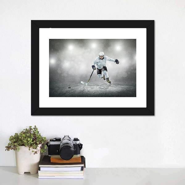 Ice Hockey Player In Action Canvas Wall Art-1 Piece-Framed Print-20" x 16"-Tiaracle