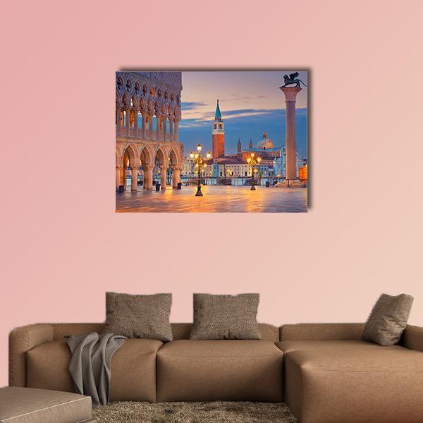 St. Mark's Square In Venice Canvas Wall Art-1 Piece-Gallery Wrap-48" x 32"-Tiaracle