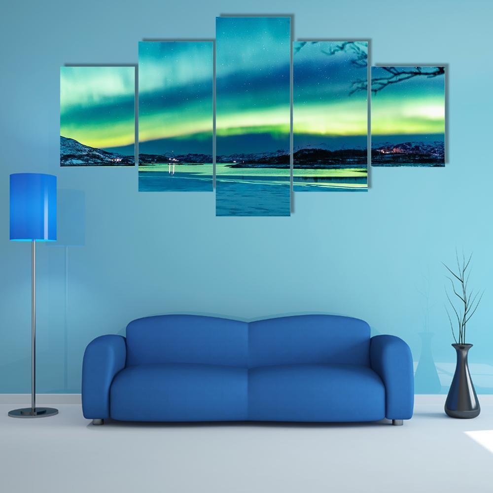 Incredible Northern Lights Canvas Wall Art-5 Star-Gallery Wrap-62" x 32"-Tiaracle