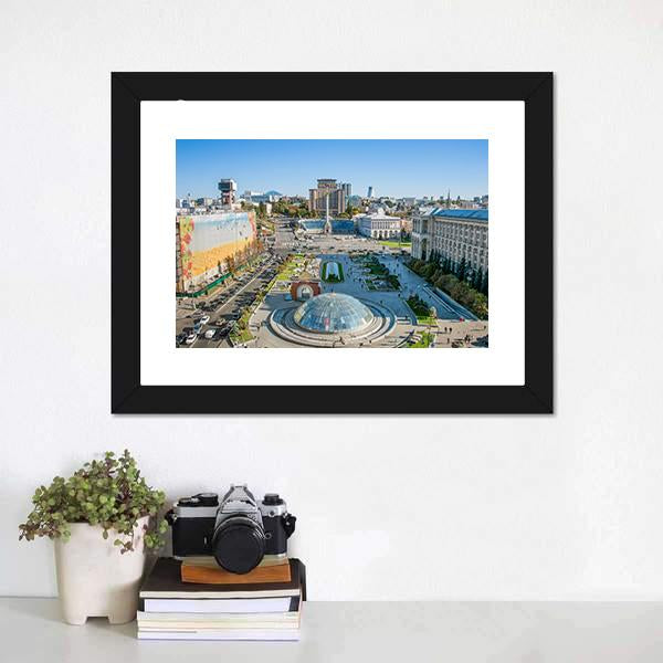 Independence Square Ukraine Canvas Wall Art-1 Piece-Framed Print-20" x 16"-Tiaracle