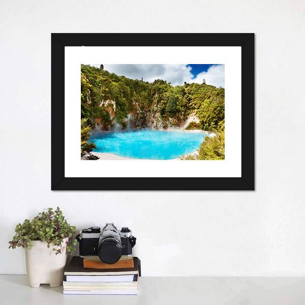 Inferno Crater Lake Canvas Wall Art-1 Piece-Framed Print-20" x 16"-Tiaracle
