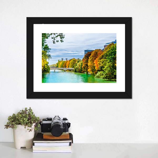 Isar River In Autumn Canvas Wall Art-1 Piece-Framed Print-20" x 16"-Tiaracle