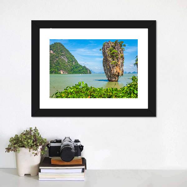 James Bond Island In Thailand Canvas Wall Art-1 Piece-Framed Print-20" x 16"-Tiaracle
