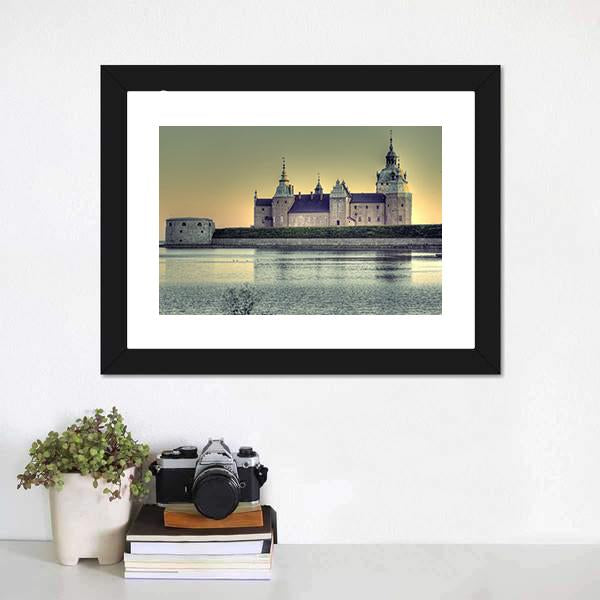 Kalmar Castle Sweden Canvas Wall Art-1 Piece-Framed Print-20" x 16"-Tiaracle