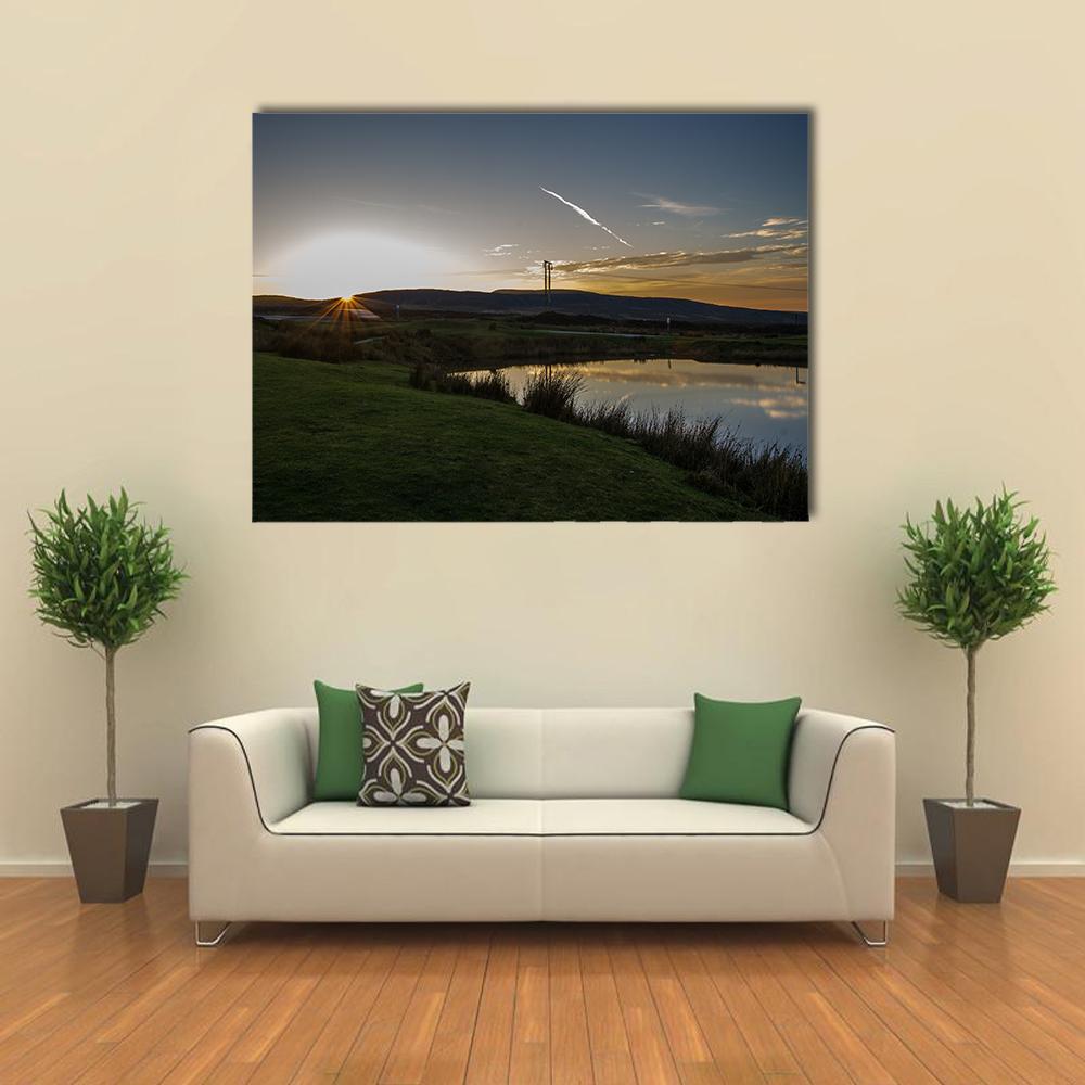 Keepers Pond In Evening Canvas Wall Art-1 Piece-Gallery Wrap-48" x 32"-Tiaracle