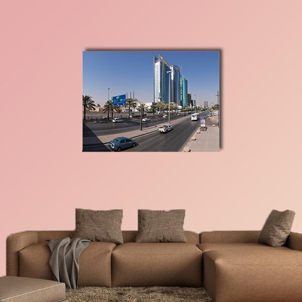 King Fahd Road Saudi Canvas Wall Art-1 Piece-Gallery Wrap-48" x 32"-Tiaracle