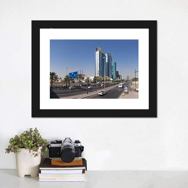 King Fahd Road Saudi Canvas Wall Art-1 Piece-Framed Print-20" x 16"-Tiaracle