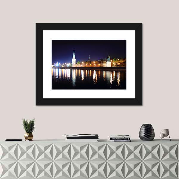 Kremlin From River At Night Canvas Wall Art-1 Piece-Framed Print-20" x 16"-Tiaracle