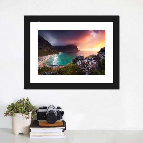 Kvalvika Beach Norway Canvas Wall Art-1 Piece-Framed Print-20" x 16"-Tiaracle