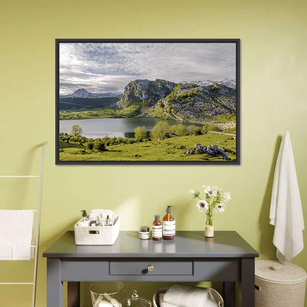 Lake Enol Canvas Wall Art-1 Piece-Floating Frame-24" x 16"-Tiaracle