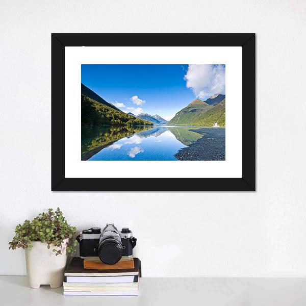 Lake Gunn Canvas Wall Art-1 Piece-Framed Print-20" x 16"-Tiaracle