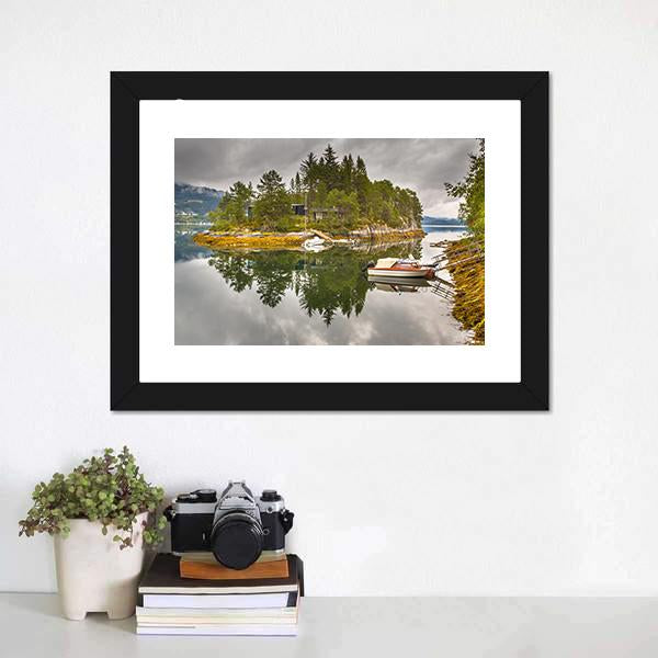 Lake On An Island Canvas Wall Art-1 Piece-Framed Print-20" x 16"-Tiaracle
