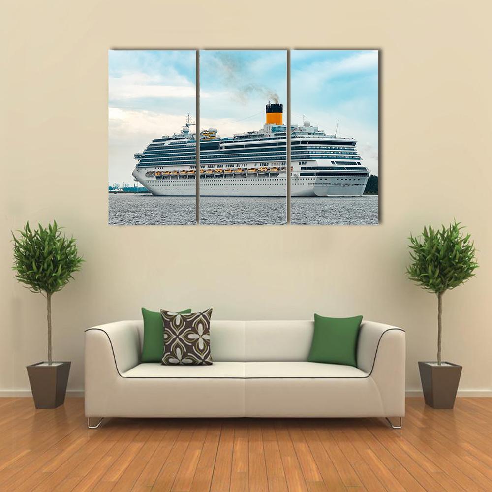 Royal Cruise Canvas Wall Art-3 Horizontal-Gallery Wrap-37" x 24"-Tiaracle