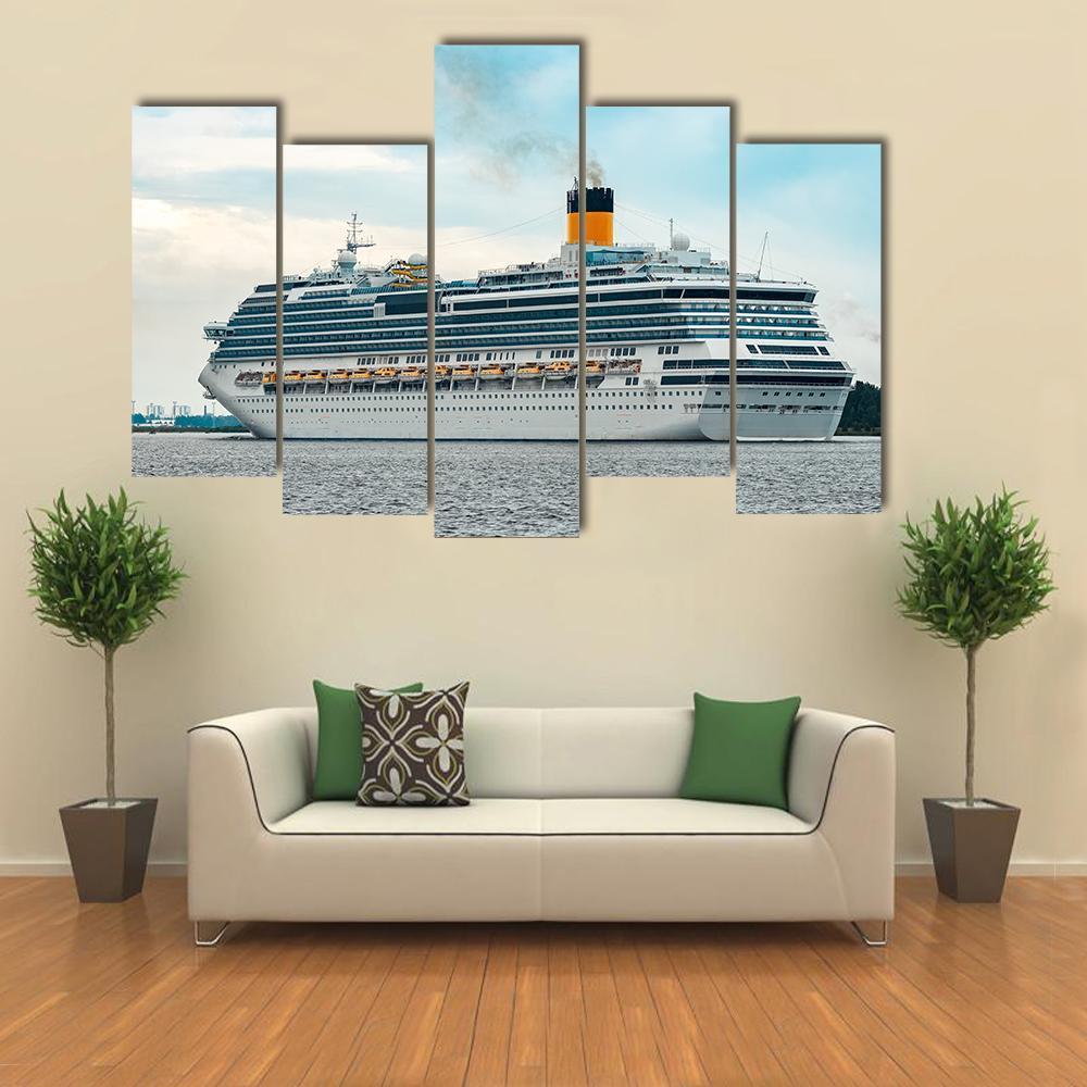 Royal Cruise Canvas Wall Art-5 Pop-Gallery Wrap-47" x 32"-Tiaracle