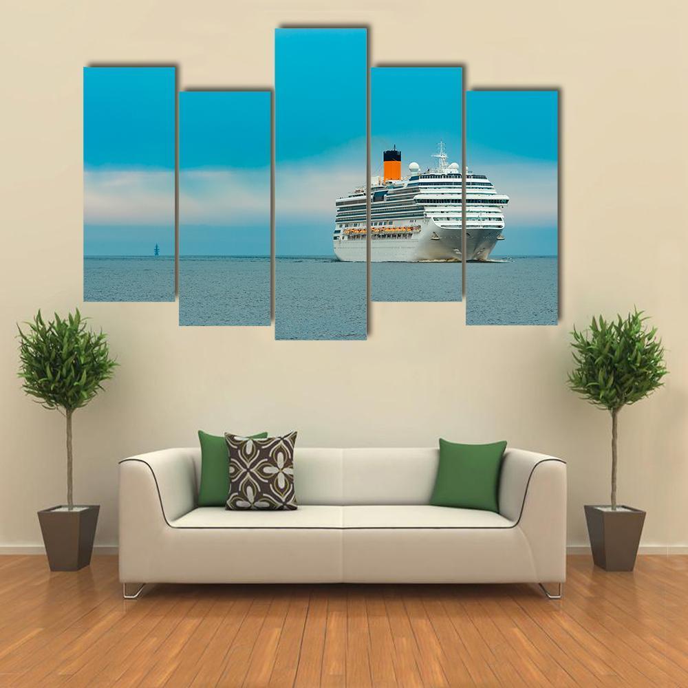 Large Royal Cruise Canvas Wall Art-5 Pop-Gallery Wrap-47" x 32"-Tiaracle