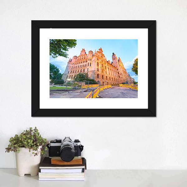 Leipzig Neues Rathaus Canvas Wall Art-1 Piece-Framed Print-20" x 16"-Tiaracle