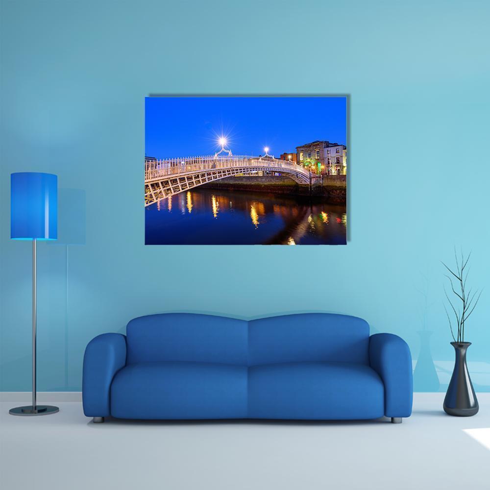 Ha'penny Bridge In Evening Canvas Wall Art-1 Piece-Gallery Wrap-48" x 32"-Tiaracle