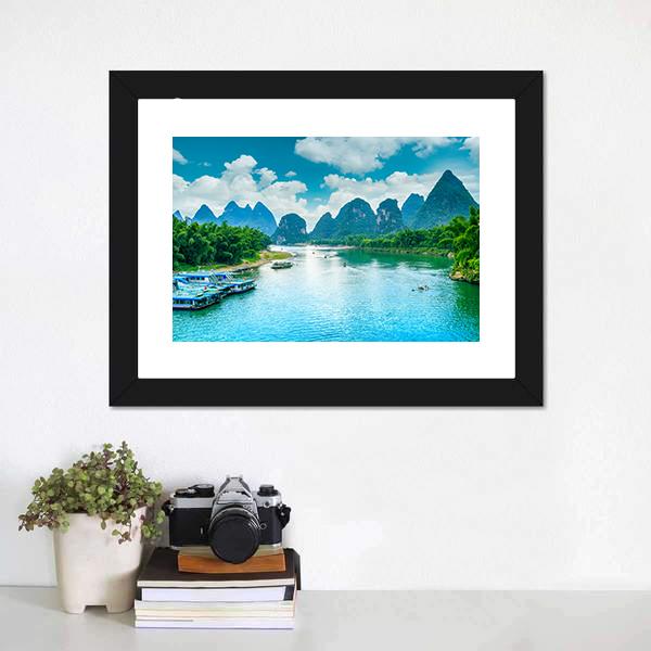 Lijiang River In Guilin Canvas Wall Art-1 Piece-Framed Print-20" x 16"-Tiaracle
