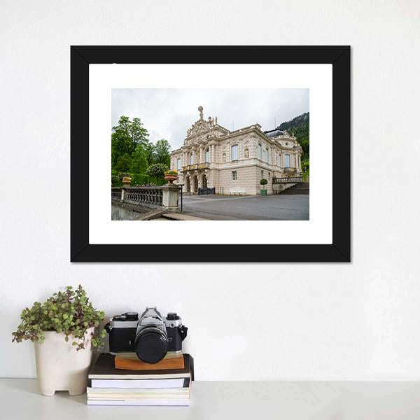 Linderhof Palace Canvas Wall Art-1 Piece-Framed Print-20" x 16"-Tiaracle