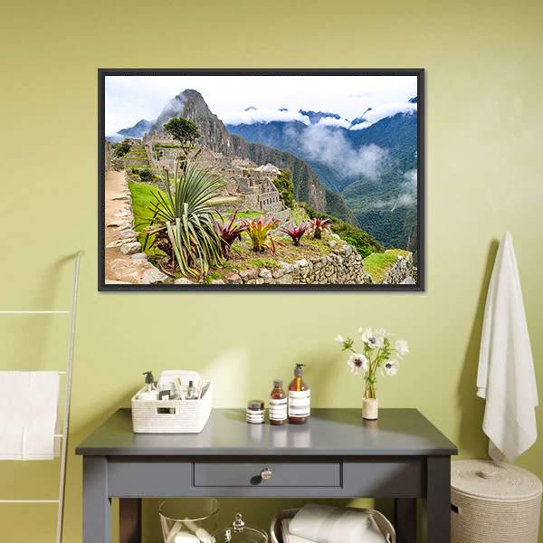 Machu Picchu Canvas Wall Art-1 Piece-Floating Frame-24" x 16"-Tiaracle