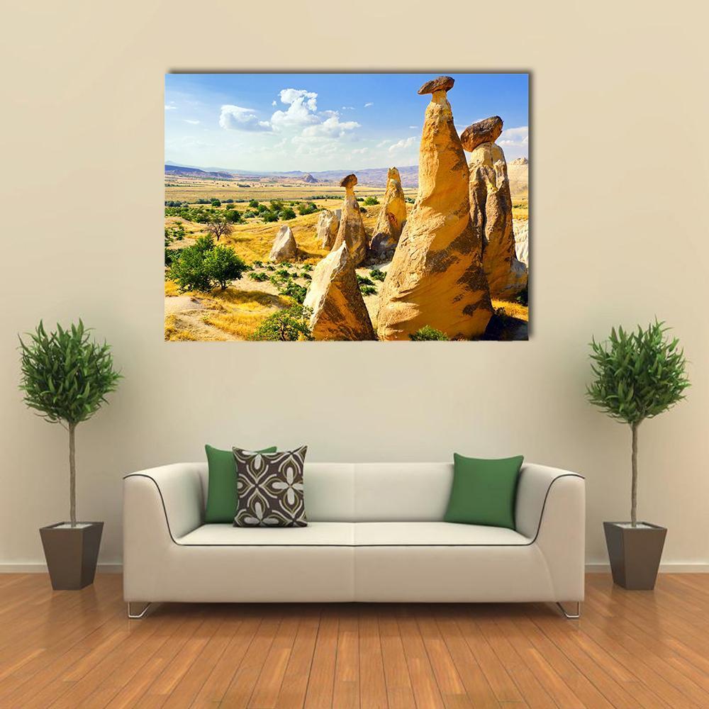 Magnificent Rock Landscape Canvas Wall Art-1 Piece-Gallery Wrap-48" x 32"-Tiaracle
