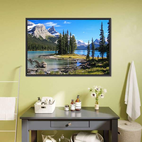 Maligne Lake Canvas Wall Art-1 Piece-Floating Frame-24&quot; x 16&quot;-Tiaracle