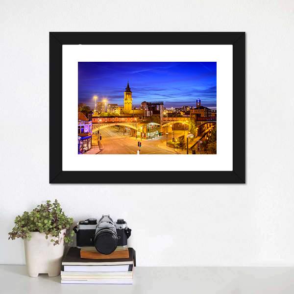 Manchester City At Night Canvas Wall Art-1 Piece-Framed Print-20" x 16"-Tiaracle