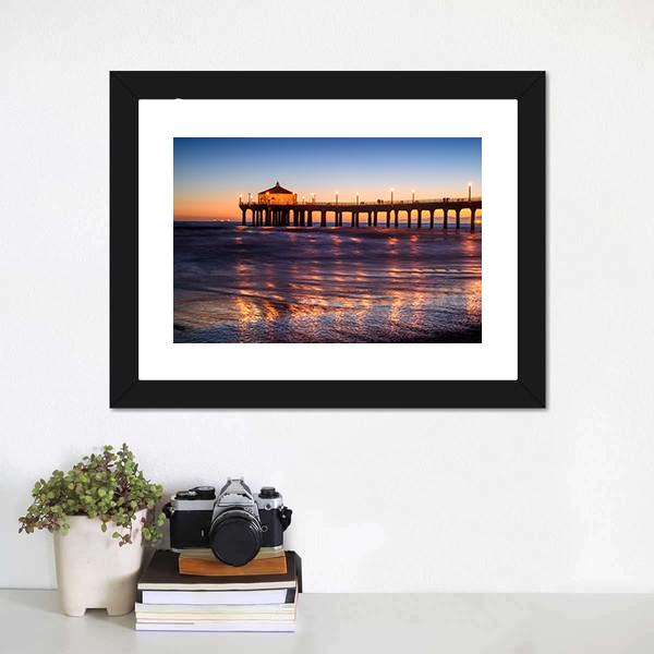 Manhattan Beach Pier At Sunset Canvas Wall Art-1 Piece-Framed Print-20" x 16"-Tiaracle