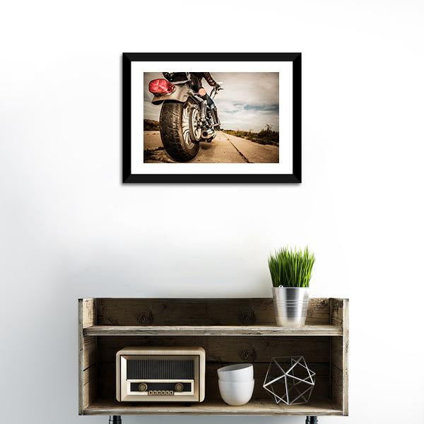 Motorcycle Rear View Canvas Wall Art-1 Piece-Framed Print-20" x 16"-Tiaracle