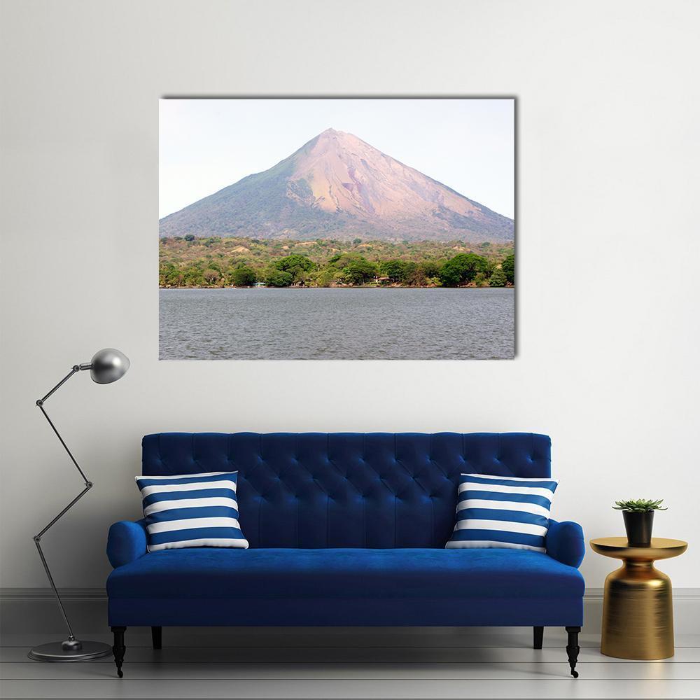 Nicaragua Lake Canvas Wall Art-1 Piece-Gallery Wrap-48" x 32"-Tiaracle