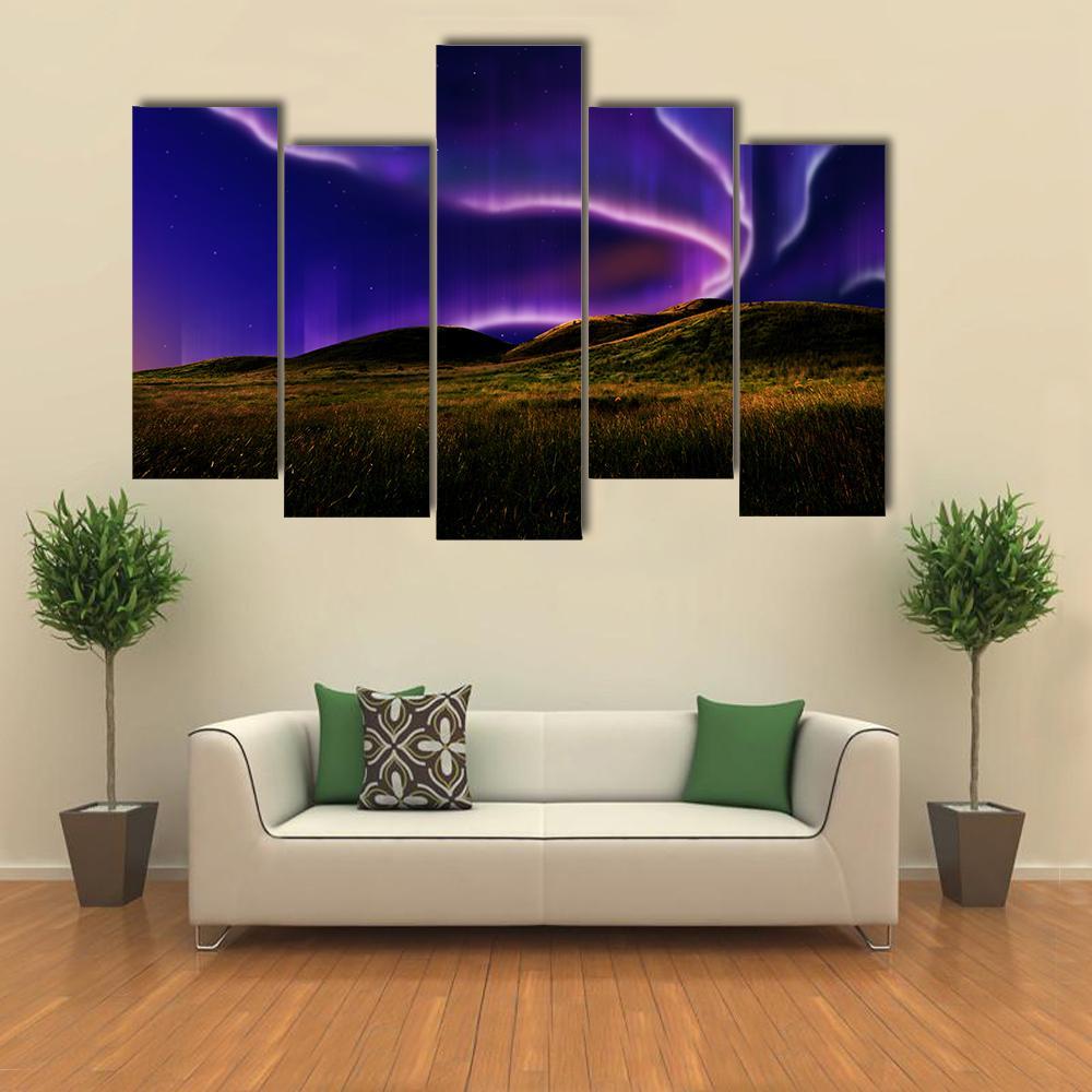 Northern Light On Silent Field Canvas Wall Art-5 Pop-Gallery Wrap-47" x 32"-Tiaracle
