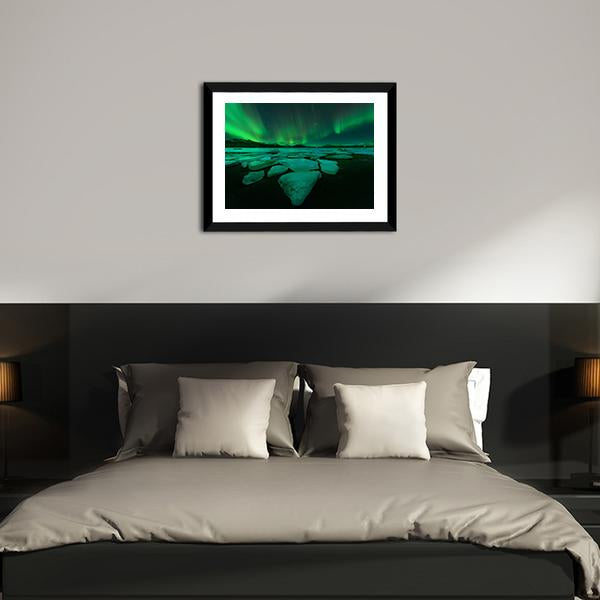 Northern Lights Iceland Canvas Wall Art-3 Horizontal-Gallery Wrap-25" x 16"-Tiaracle